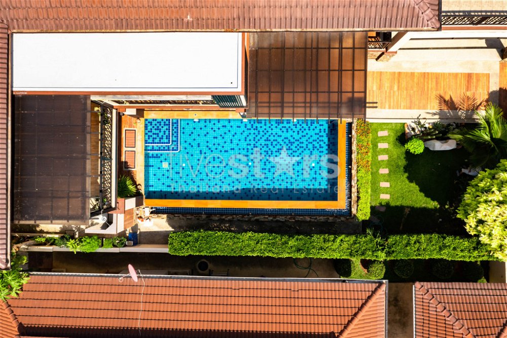 Stunning 5 Bedroom Pool Villa very Close to Central Hua Hin 2028394746