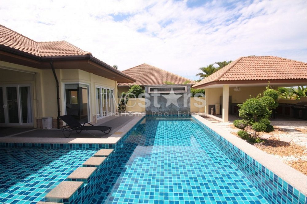 Good Quality 3 Bedroom Pool Villa On A Nice End Plot 3323834494