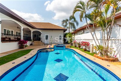 Spacious 4 Bed 3 Bath Pool Villa For Sale with Brand New Kitchen in Stuart Park 1453501935