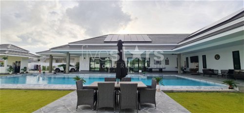 Fully Furnished Luxury Villa in Hua-Hin for Sale 3979404221