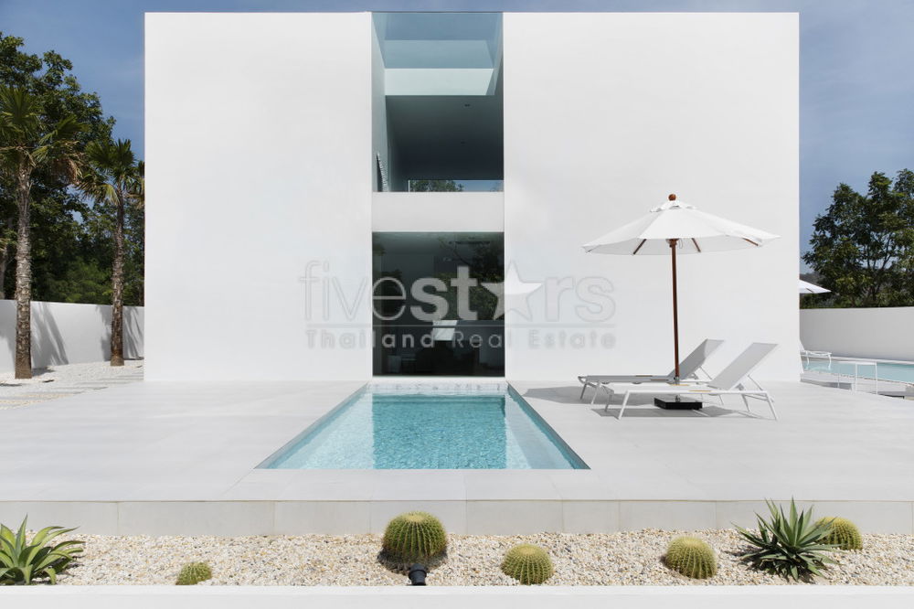 4 Bedroom, Minimalistic, Ultra Modern Pool Villa 3405820084