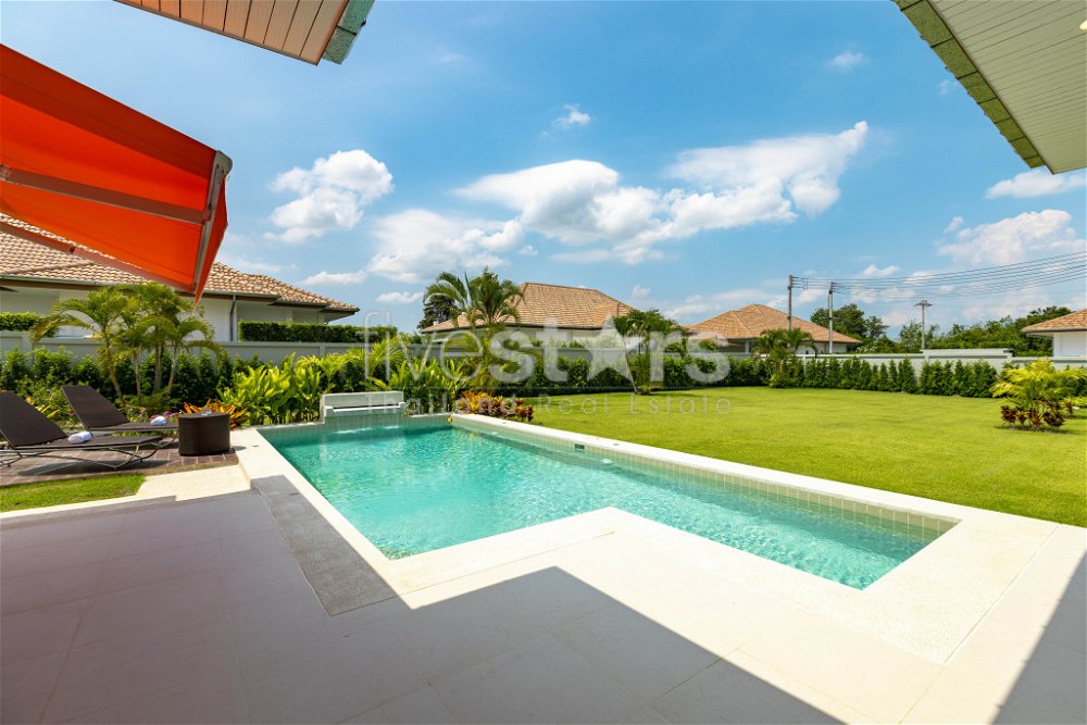 Mali Signature: Stunning 4 Bedroom Pool Villa 2536166369