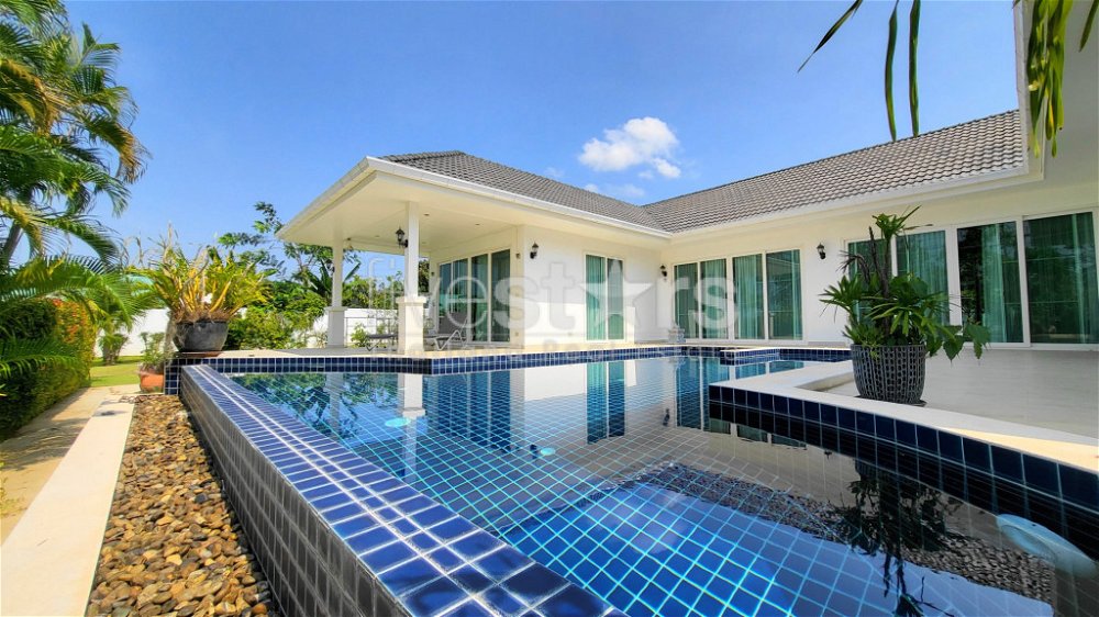 Large 3 Bed Modern Private Pool Villa For Sale 2385633952