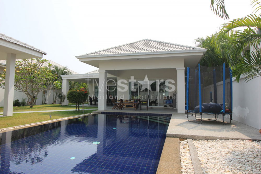 The Lees : 3 Bedroom Pool Villa with Car Port 3023174312