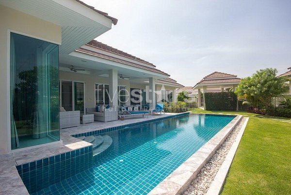 Luxury 4 Bedroom Pool Villa 1145663196