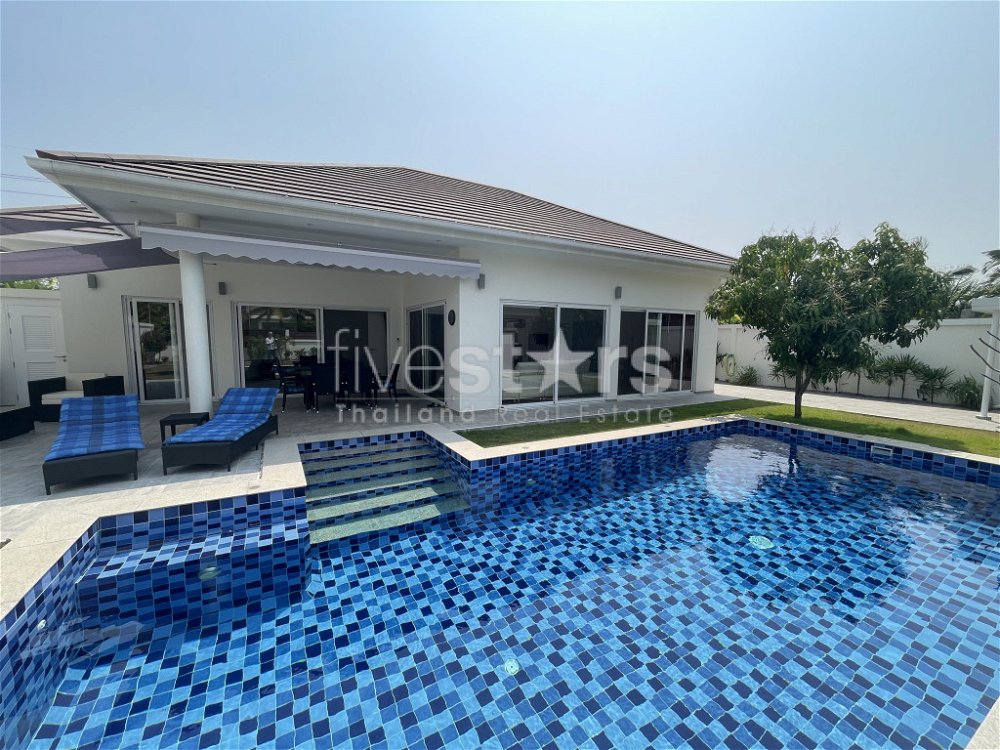 Palm Avenue: Pool Villa with 2 Bedroom and 2 Bathroom 1045651072