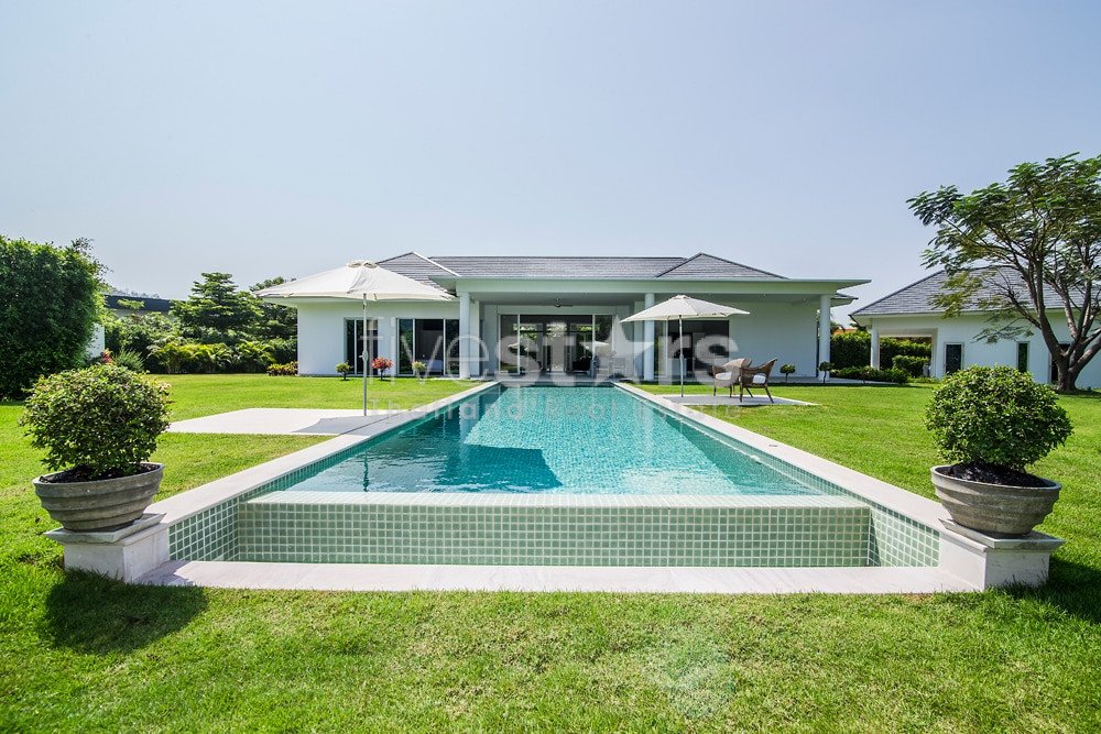 Luxury Private Pool Villa 1975092390
