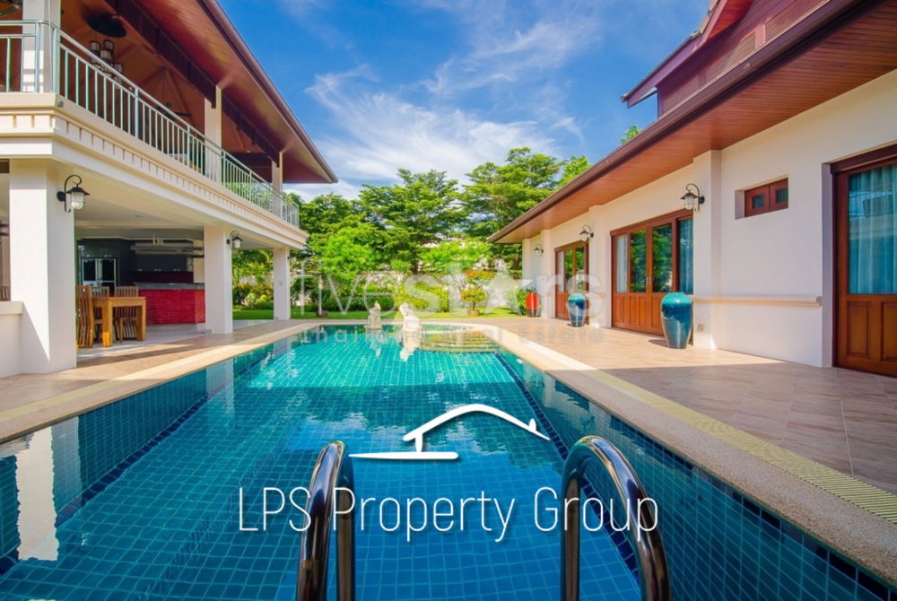 Luxury Bali Style 4 Bedroom Pool Villa 463832433