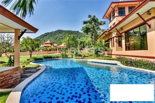 High Quality Bali Style 3 Bed Pool Villa with Panoramic Mountain Views 2358306004