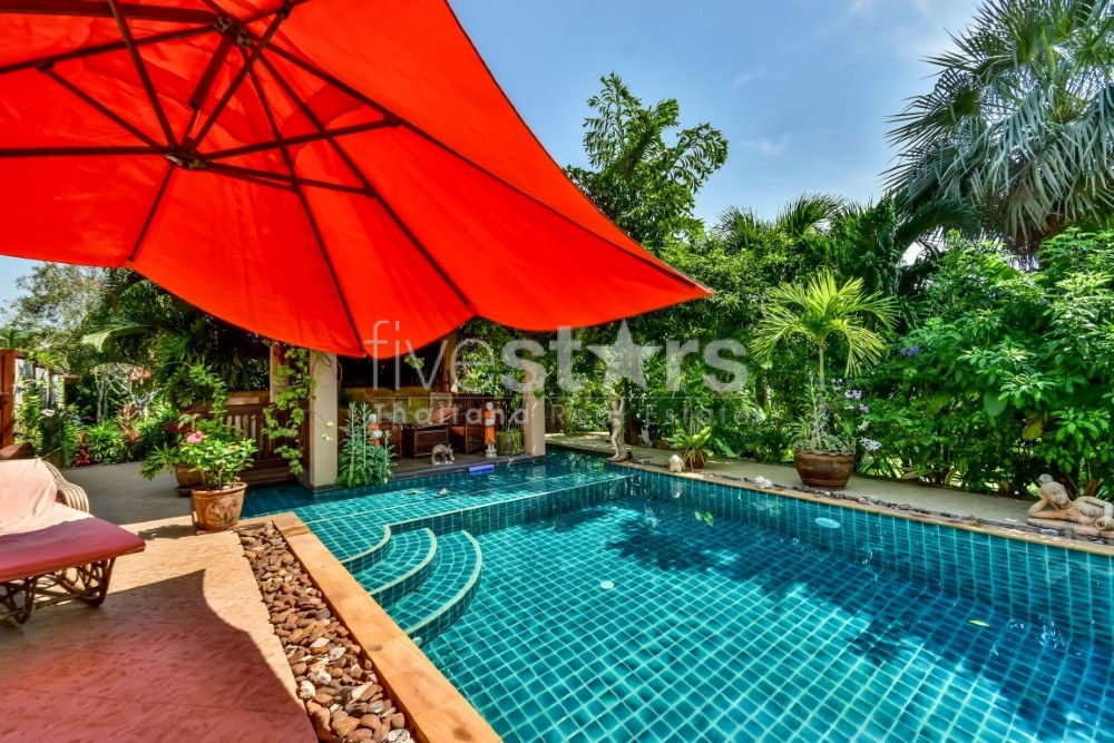 3 Bedrooms Bali Pool Villa with Guest House and Maids Quarters 1856395048