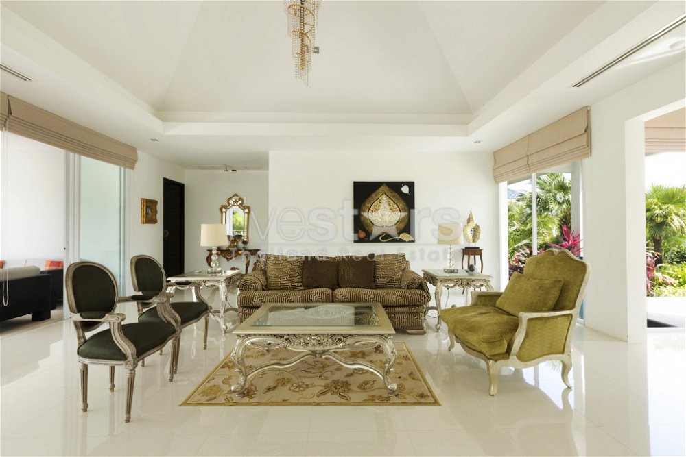 Stylish and Exclusive Luxury Pool Villa 1217791009