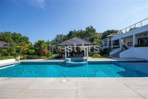 Modern 6 Bed Pool Villa on Large Land Plot 3827518253