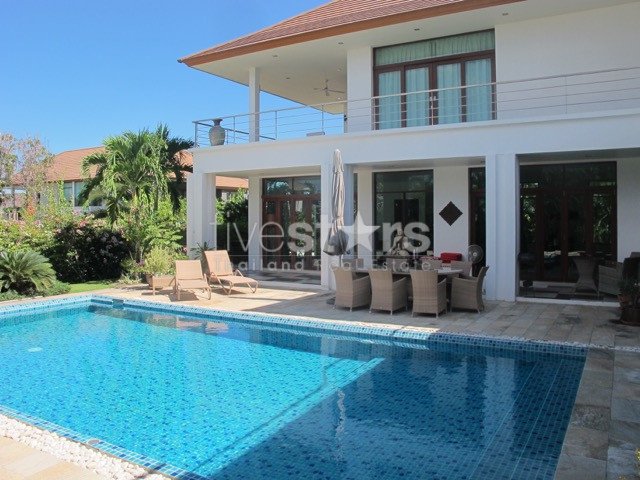Phu Montra : Luxury 3 Bedroom Pool Villa 2610025945