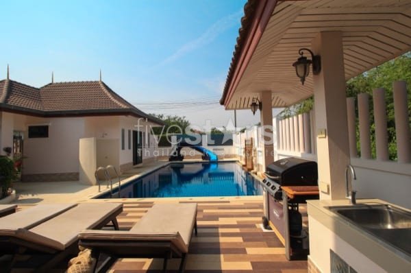 Great Design 3 Storey Pool Villa with great views 2068069575