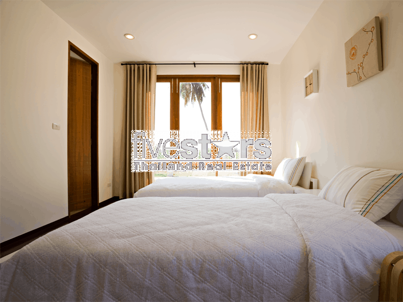 3 Bed, Modern Design Villa by the Sea 3133948617