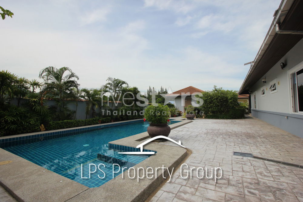 Great Condition 4 Bedroom Pool Villa Close to town 3181479632