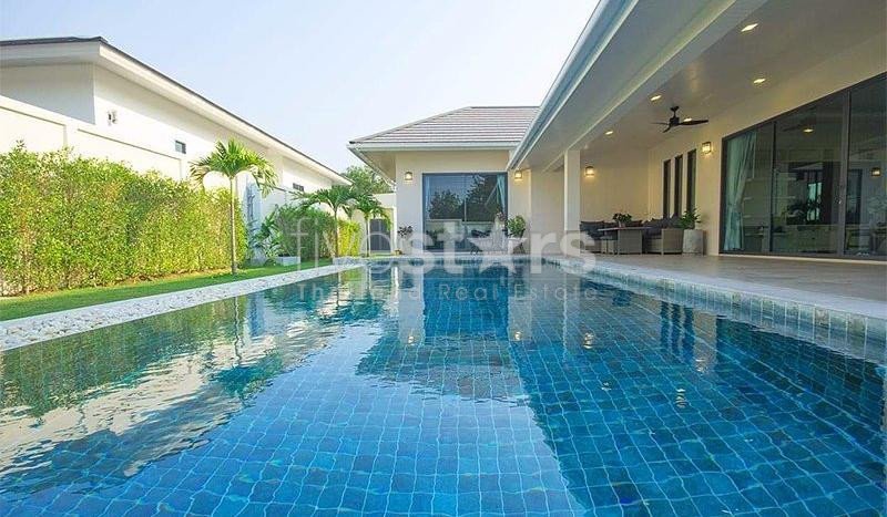 Luxury 3 Bed, 3 Bath Pool Villa – West Hua Hin 1426082258