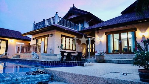 Luxurious 5 Bedroom Pool Villa in Prime Hillside Location 897948833