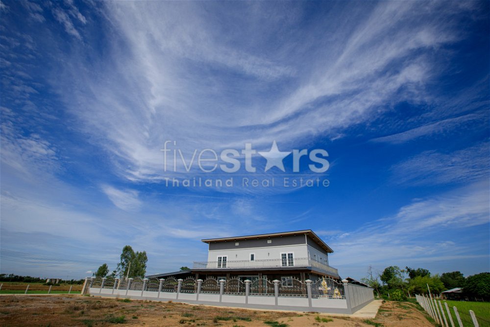 2 Storey 5 Bedroom Modern Villa in Phitsanulok 3370125343