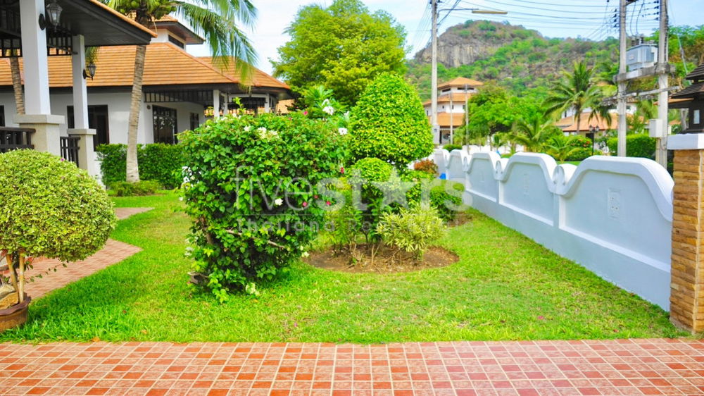 Manora Village I : 2 Bed 2 Bath Villa For Sale 2089110929