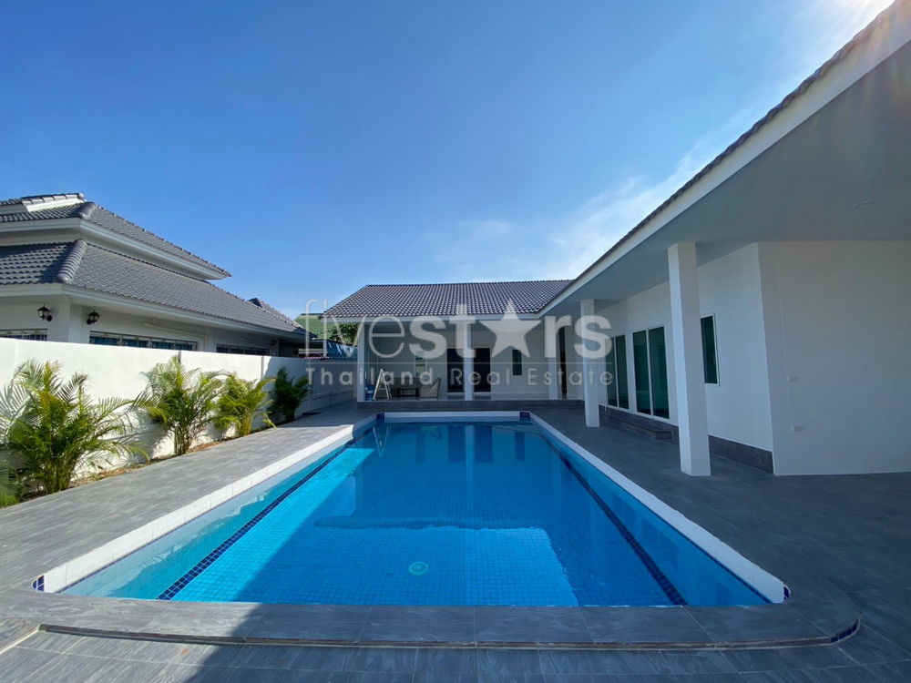 4 Bedroom Pool Villa Soi 102 For Sale 2570682969