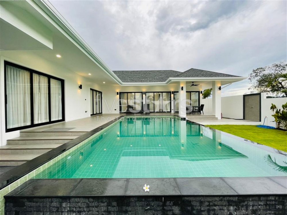 Botanica : 3 Bed 3 Bath Pool Villa – New Development 1765873197
