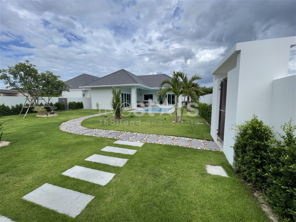 Smart Hamlet: 1 Year old Pool Villa 2 Bed 2 Bath on a good size of land 3492770242