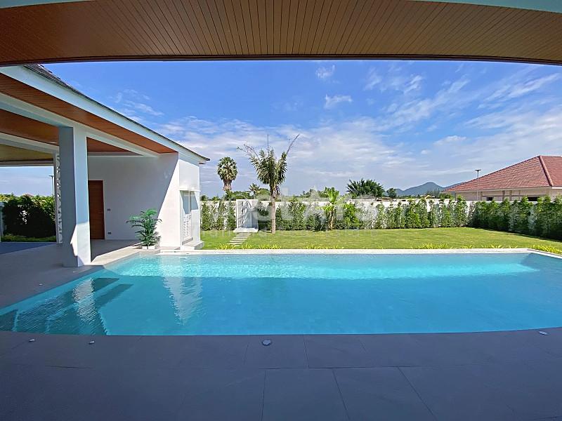 Premium 4-Bedroom Mountain View Pool Villa in Thung Yao, Hua Hin – For Sale or Long-Term Rent with Option to Buy 2341265492