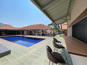 Spacious Pool Villa with Guest House, Pool Bar & Workshop – Fully Renovated on 1,020 SQM Land 1659848033