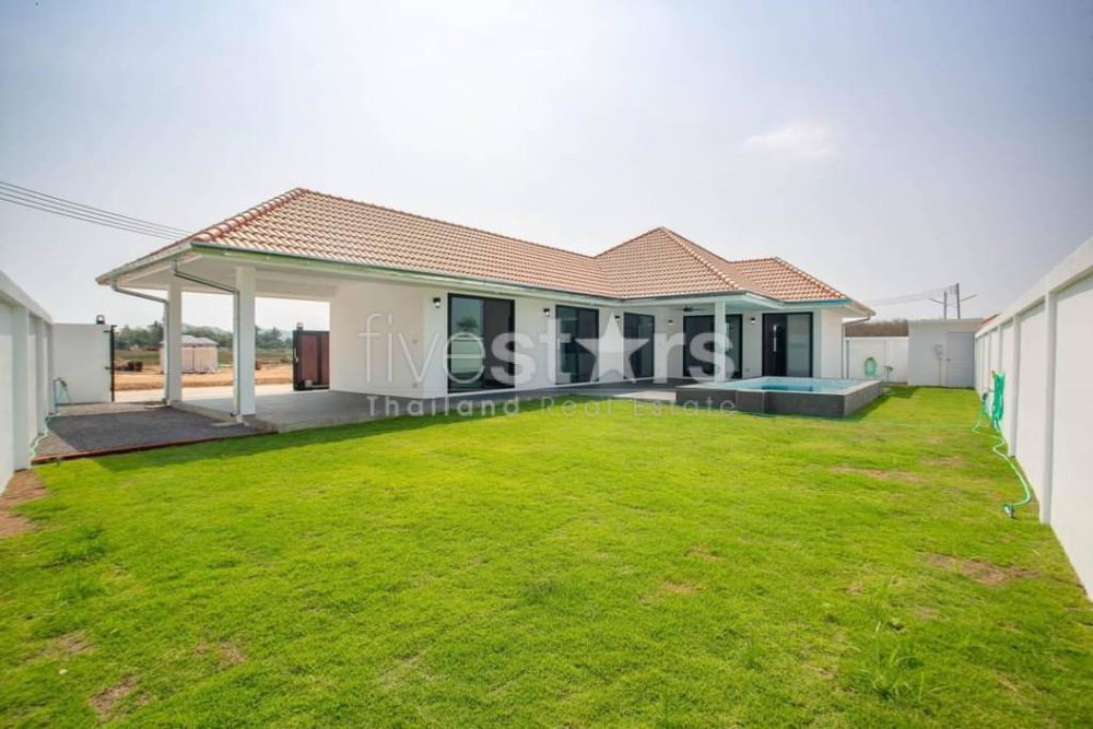 Modern 3-Bedroom Pool Villa in Wang Pong, Hua Hin – Ready to Move In! 194937007