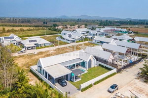 Brand New, Fully Furnished 4-Bedroom Pool Villa in Hua Hin Soi 112 – For Sale 2079618080