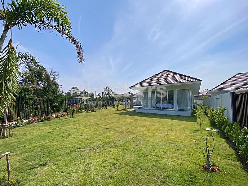 Luxury Canal View Pool Villas at Woodlands Riverside – 3 Beds, 4 Baths New Builds 88410269