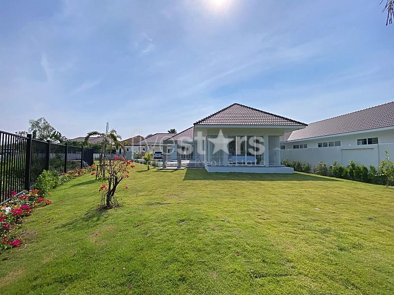 Luxury Canal View Pool Villas at Woodlands Riverside – 3 Beds, 4 Baths New Builds 88410269