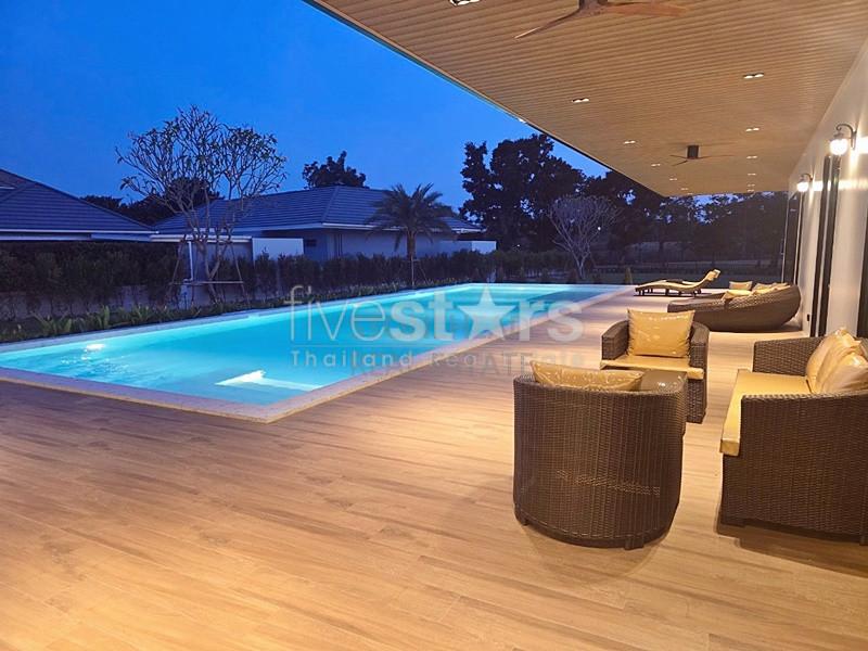 Modern 3-Bedroom L-Shaped Villa with Golf Course Views at Palm Hills 2349243488