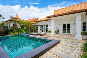 Modern 2-Bedroom Villa in Hua Hin – Spacious Plot, Private Pool, and Move-In Ready 2195526738
