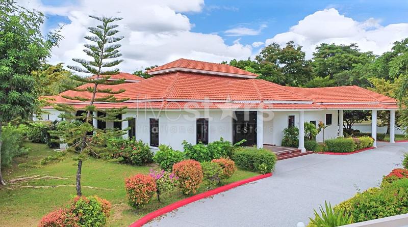 Luxurious Balinese-Style Pool Villa for Sale at Palm Hills Golf Course Hua Hin 897026256