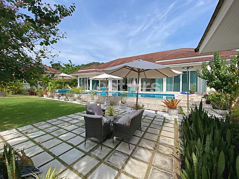 Stunning 3-Bedroom Luxury Pool Villa for Sale at Red Mountain Hua Hin 1114683462