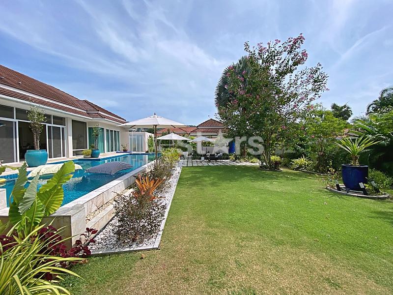 Stunning 3-Bedroom Luxury Pool Villa for Sale at Red Mountain Hua Hin 1114683462