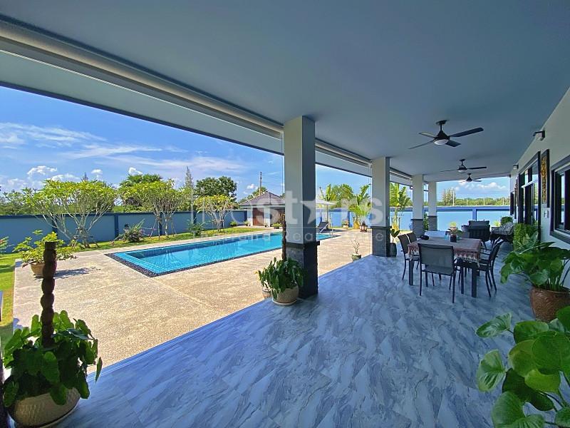 Modern 3-Bedroom Farmhouse with Guesthouse for Sale on 2 Rai in Paknampran 2893994346