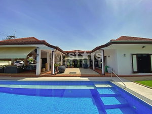 Authentic 4 Bedroom Pool Villa For Sale in Hin Lek Fai Hua Hin 2655566824