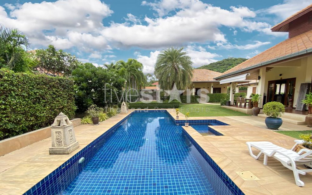 Bali-Style Luxury Pool Villa for Sale in Hua Hin Soi 116 1848651676