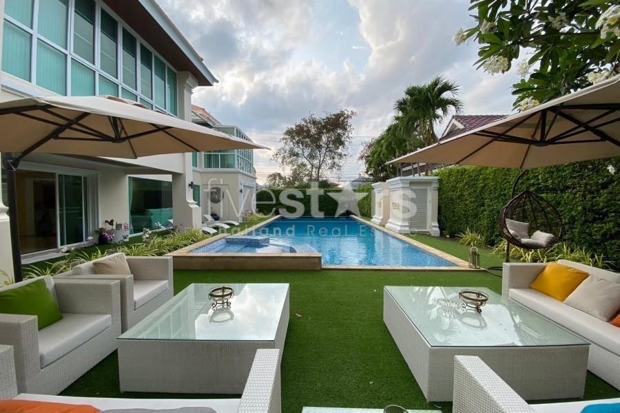 Stunning 5-Bedroom Villa with Mountain Views, Near Sainoi Beach in Hua Hin 3094931681
