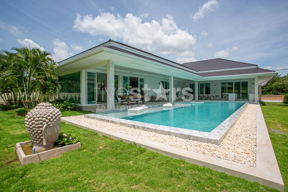 Luxurious 4-Bedroom Pool Villa for Sale on Palm Hills Golf Course 3481262199