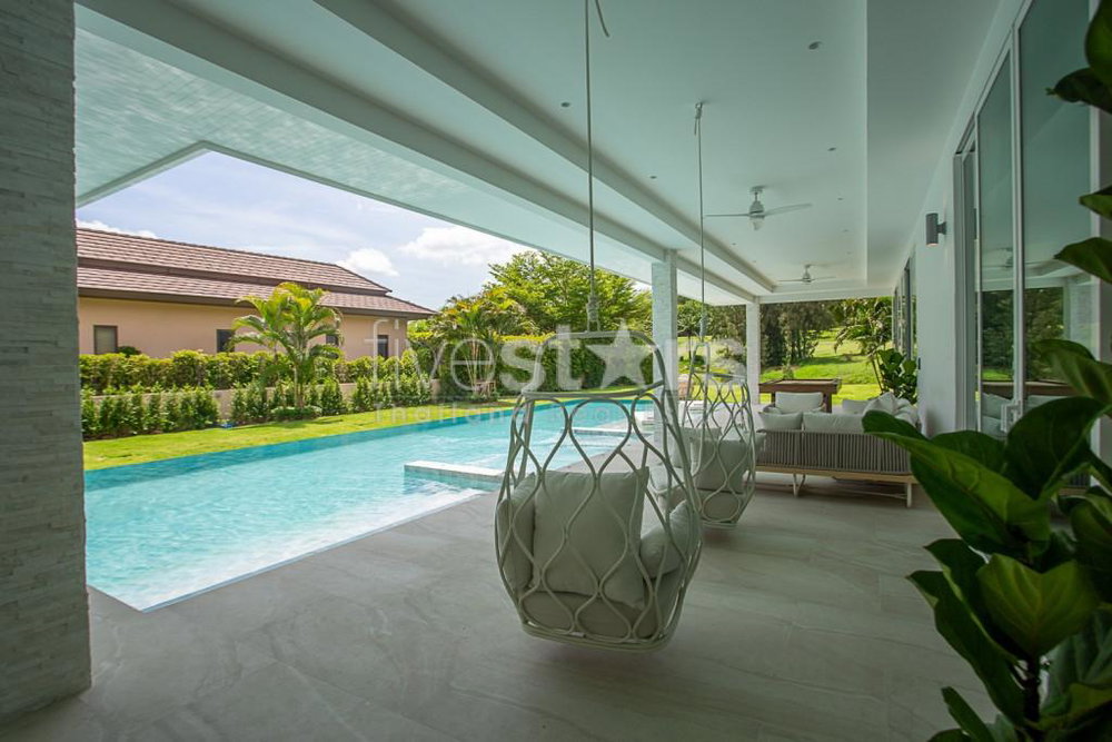 Luxurious 4-Bedroom Pool Villa for Sale on Palm Hills Golf Course 3481262199