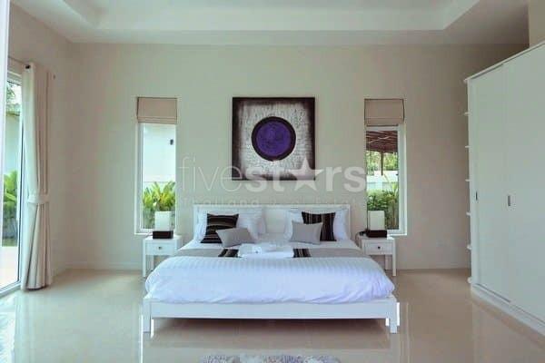 Luxury 4 Bedroom Villa in Sam Roi Yod 639401282