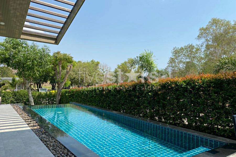 Sanctuary Lakes : 3 Bedroom Luxury Pool Villa in Hua Hin 1332590732
