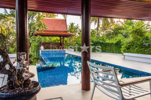 Modern/Traditional 4 Bedroom Pool Villa 917569576