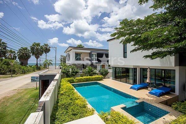 2 Storey 3 Bed Pool Villa in Pranburi: 100 meters from the beach 323476441