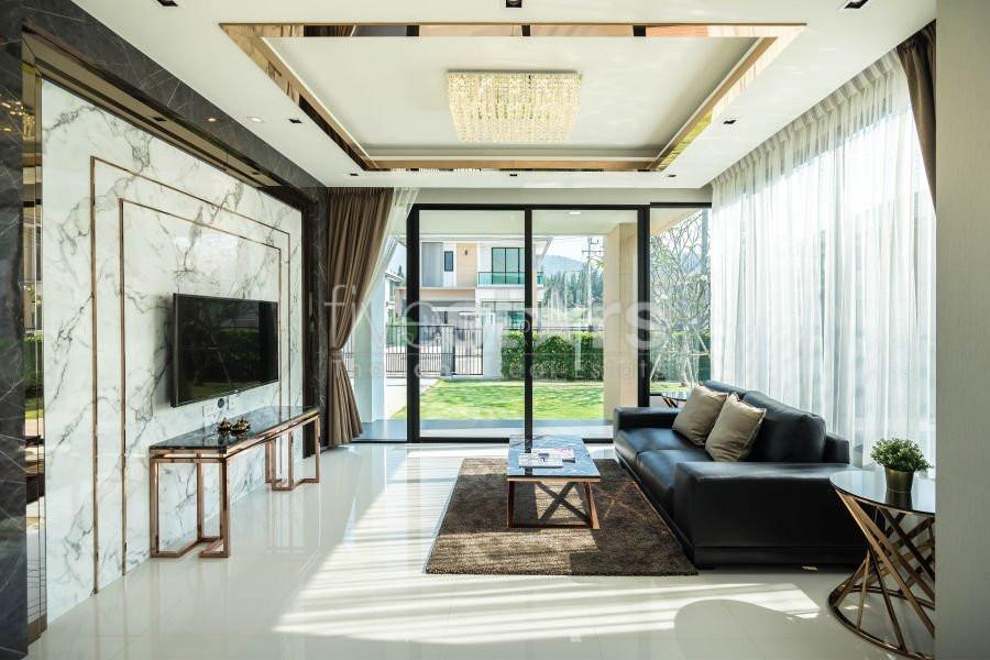 Modern Luxury 2 Storey House close to Town 2471869218