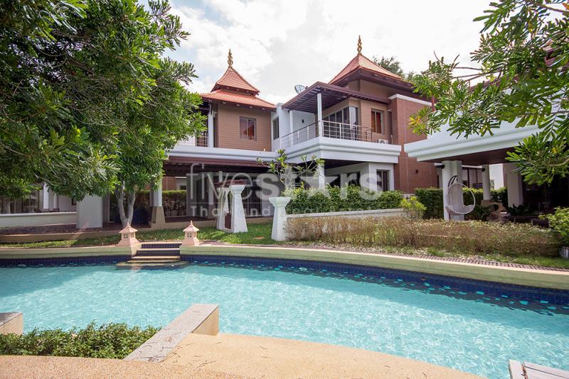 Luxury 3 Storey 3 Bed Villa – Beachfront Development 3812577197